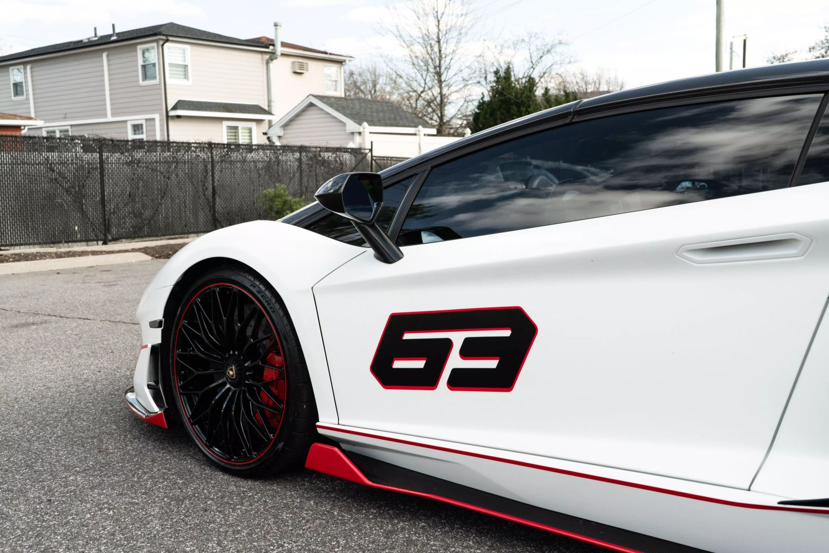 2021 Lamborghini Aventador - Image 26