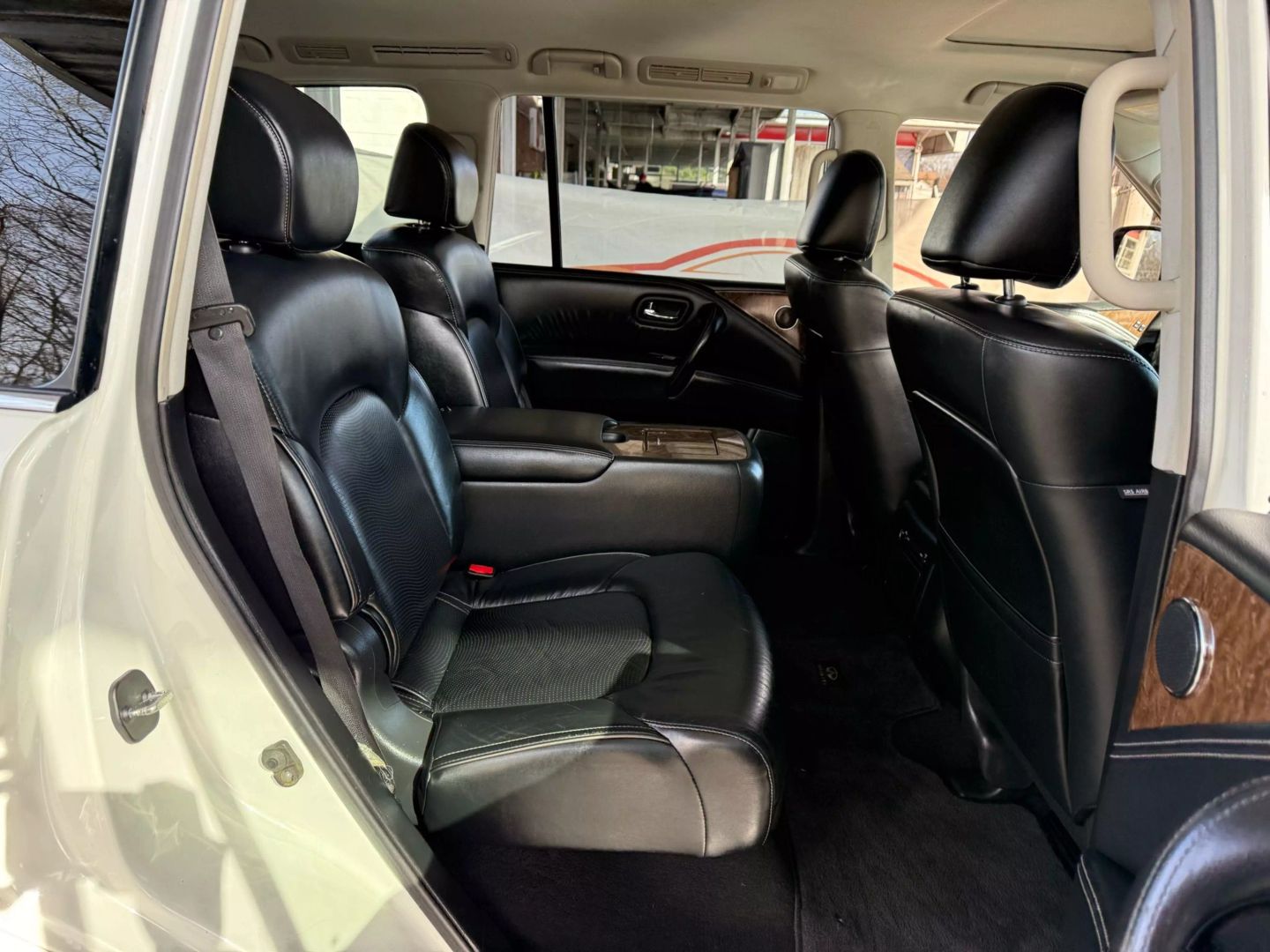 2017 Infiniti Qx80 - Image 25