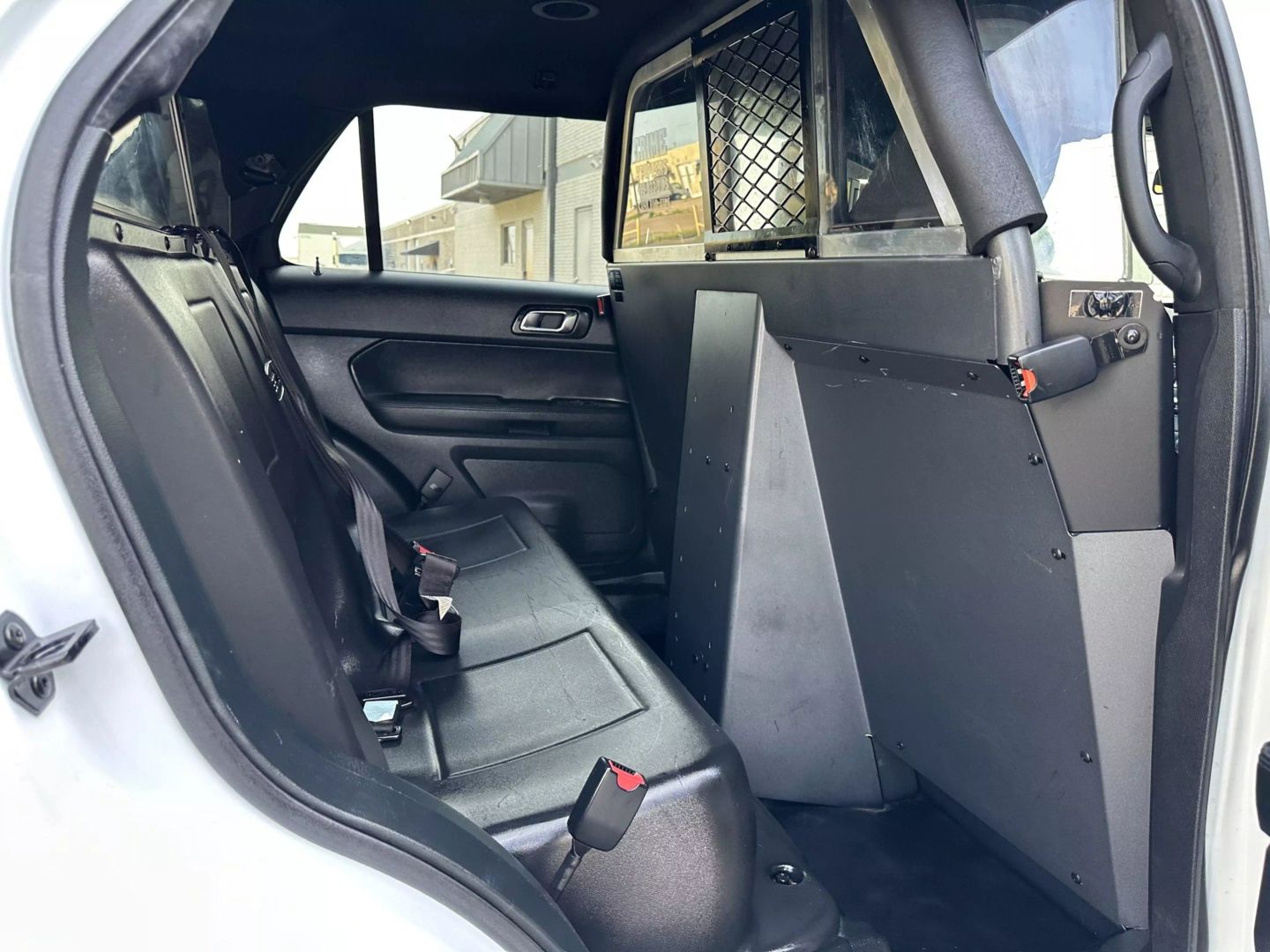 2019 Ford Explorer - Image 24