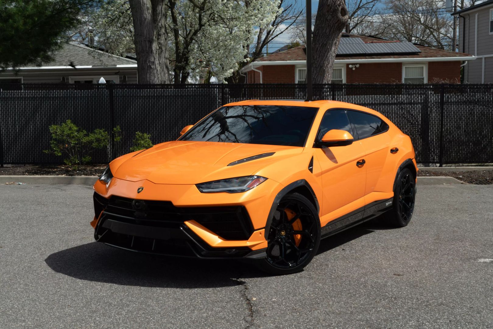2023 Lamborghini Urus - Image 9