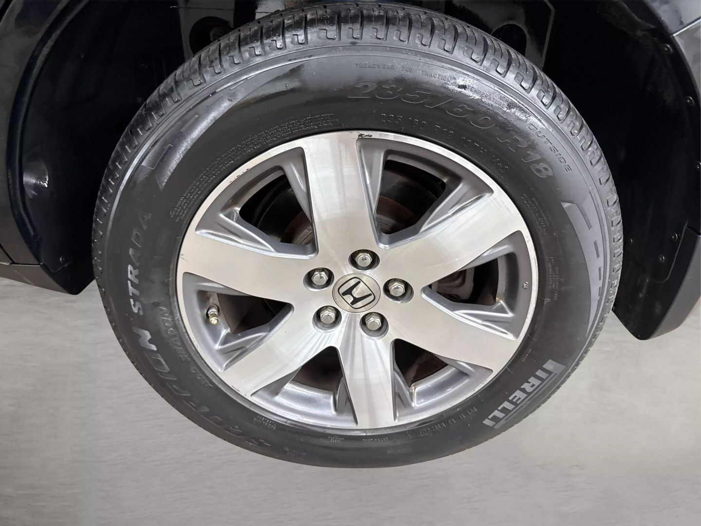 2015 Honda Pilot - Image 17