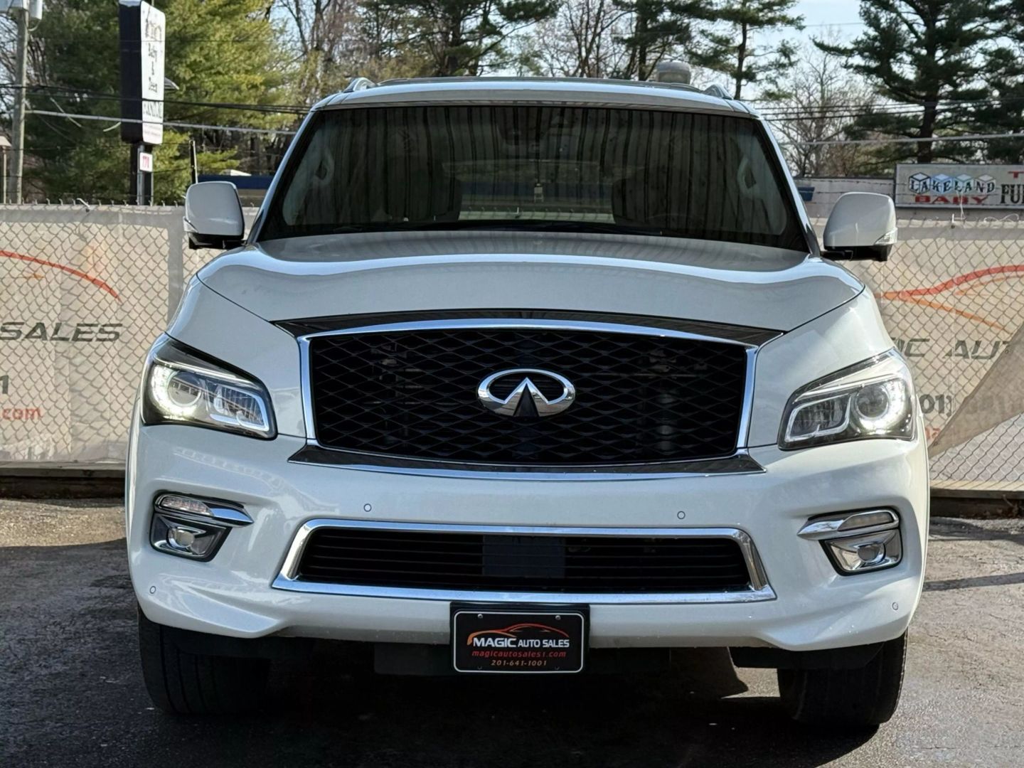 2017 Infiniti Qx80 - Image 5