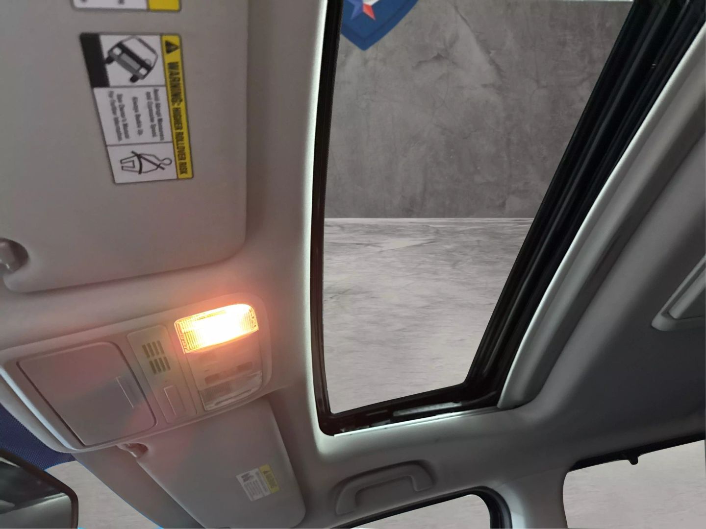 2015 Honda Pilot - Image 38