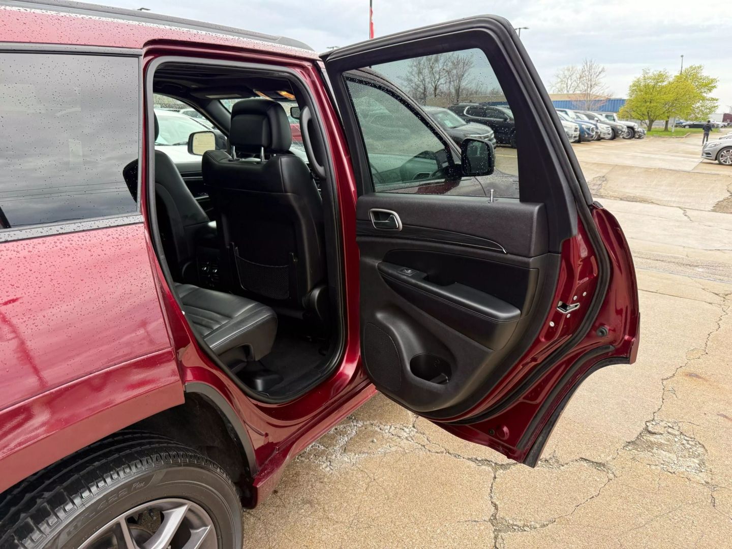 2020 Jeep Grand Cherokee - Image 22
