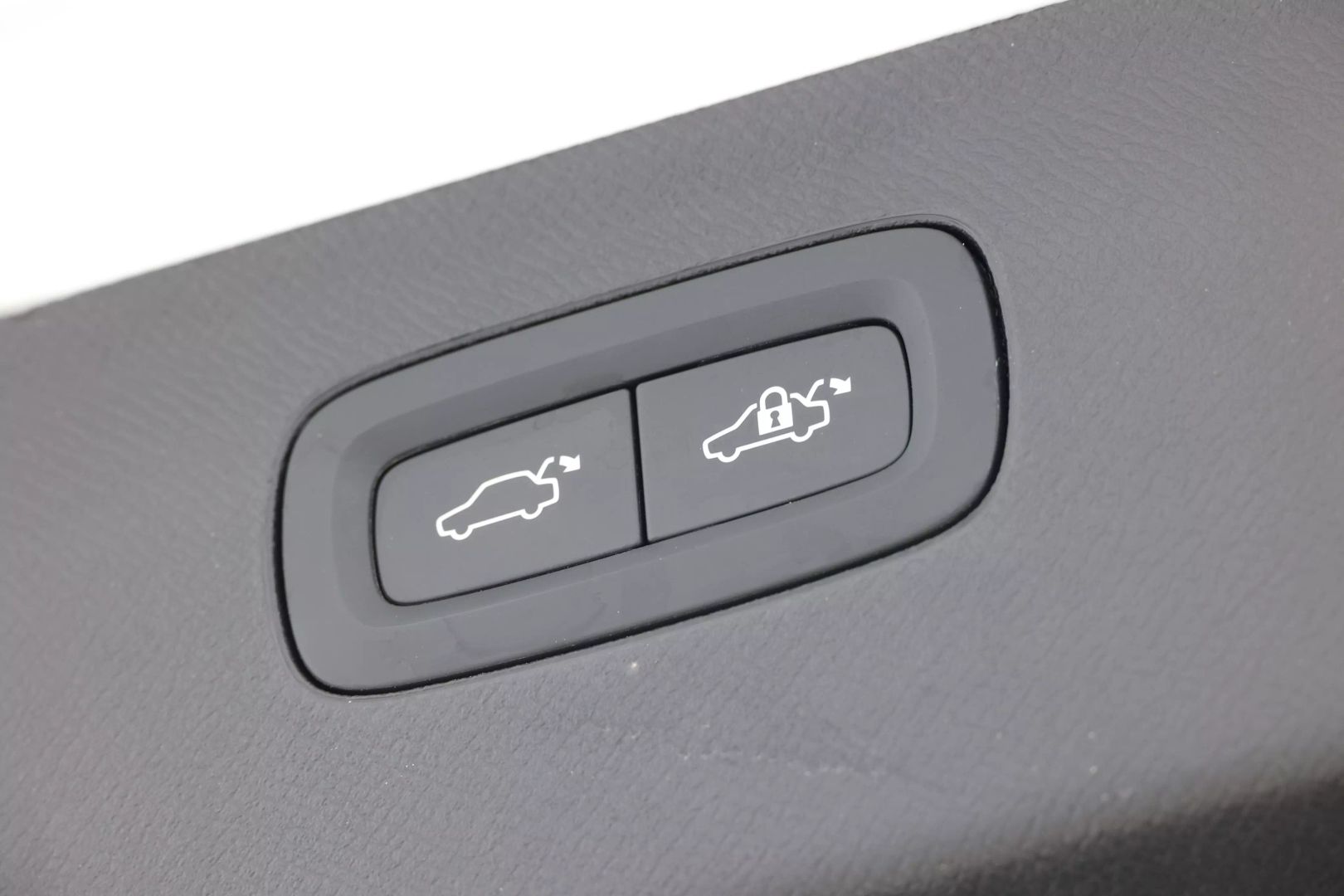 2022 Volvo Xc90 - Image 65