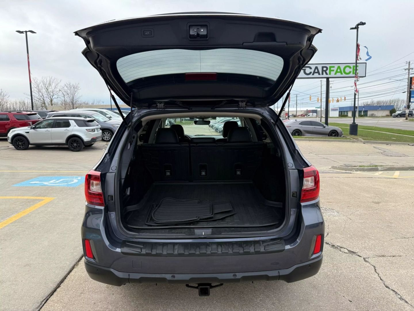 2017 Subaru Outback - Image 11