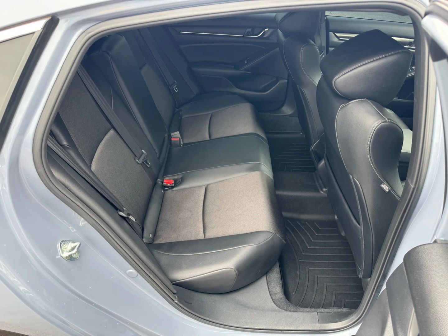 2022 Honda Accord Hybrid - Image 15
