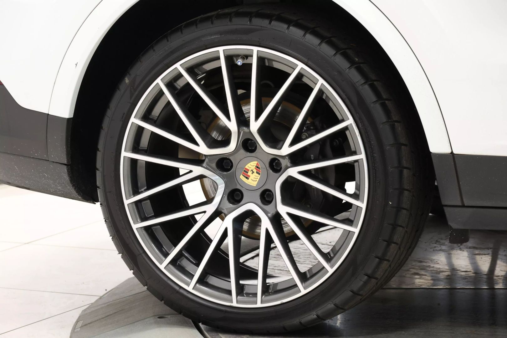 2021 Porsche Cayenne Coupe - Image 106