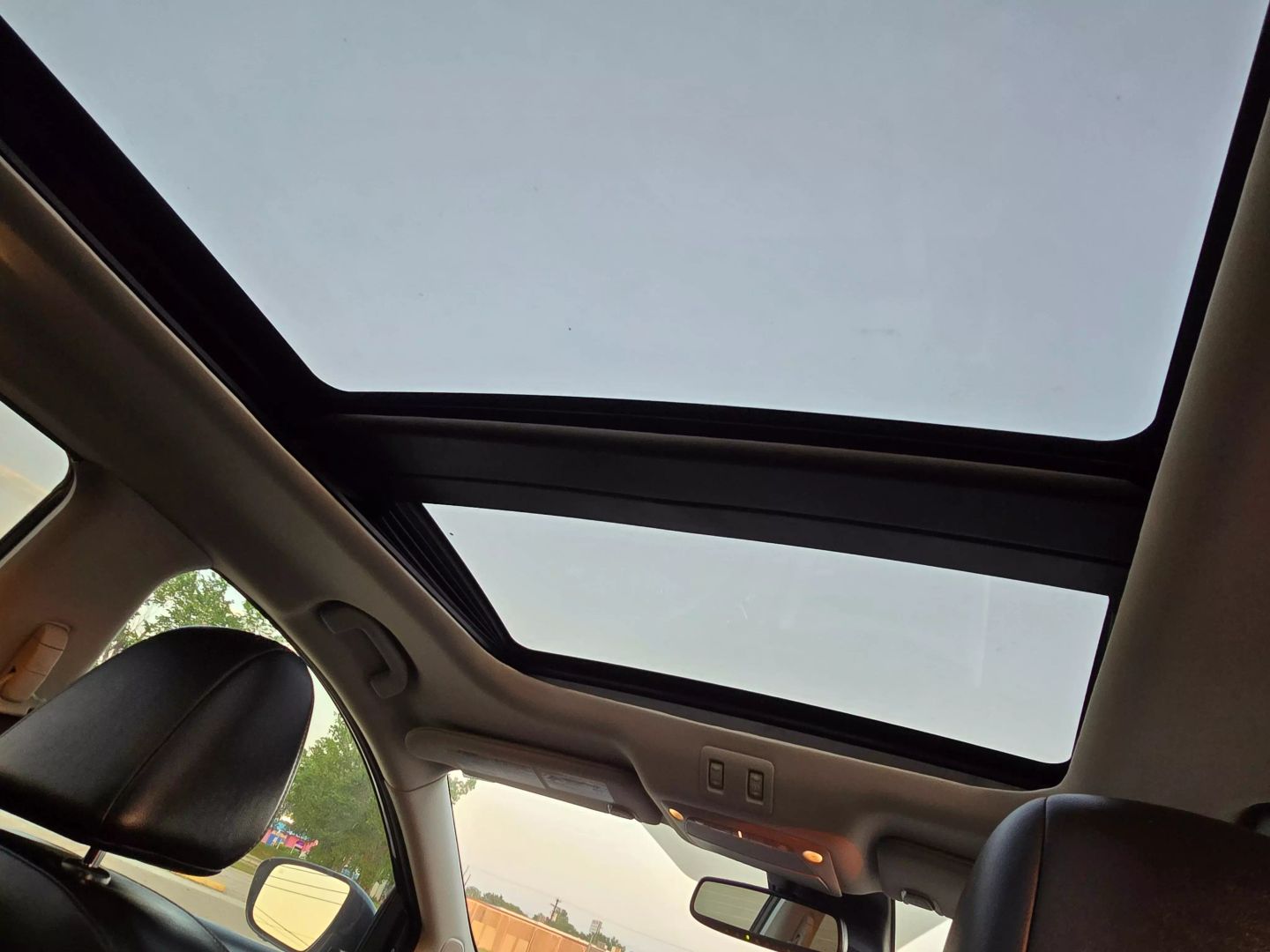 2019 Nissan Murano - Image 12