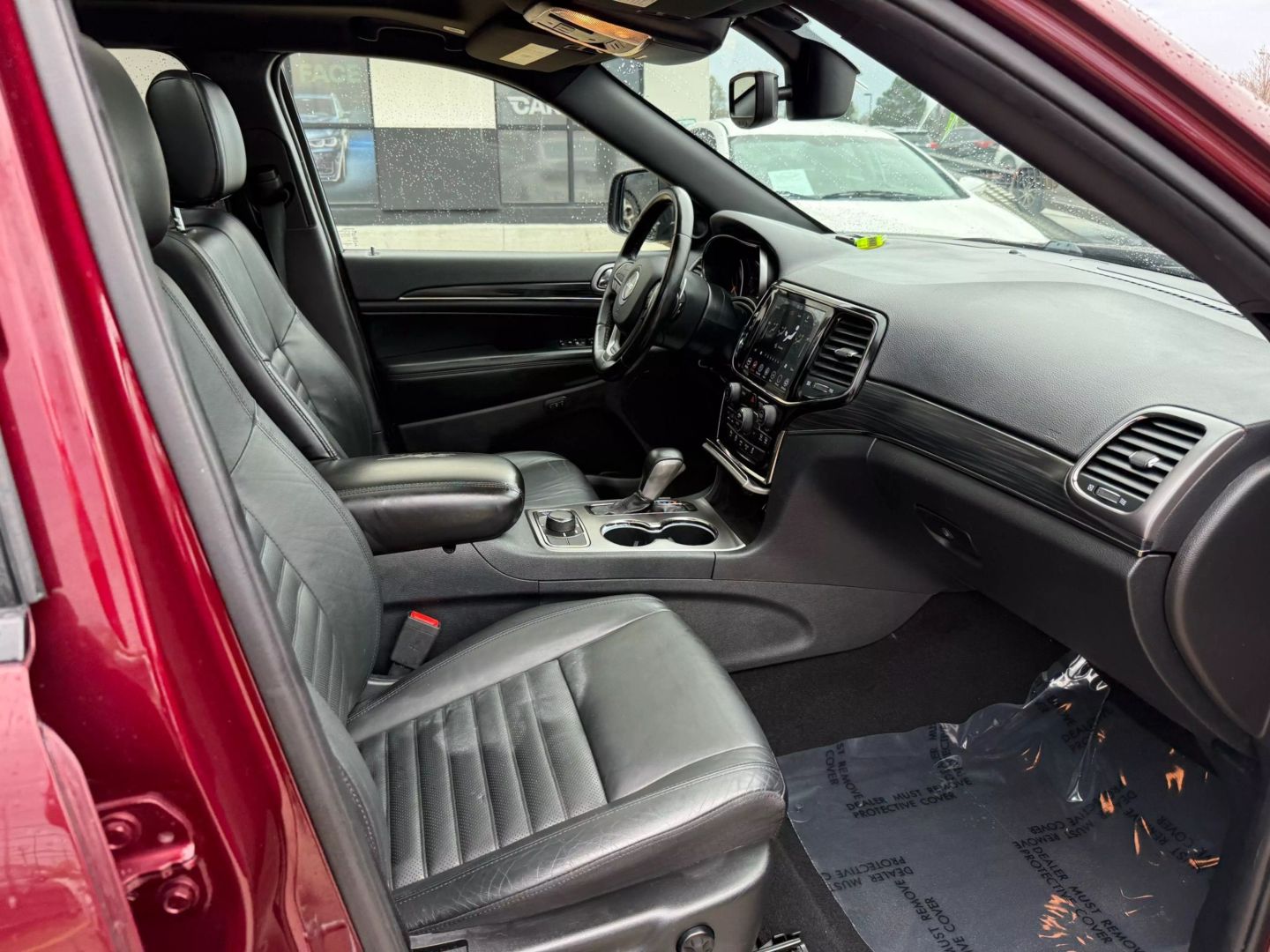 2020 Jeep Grand Cherokee - Image 24