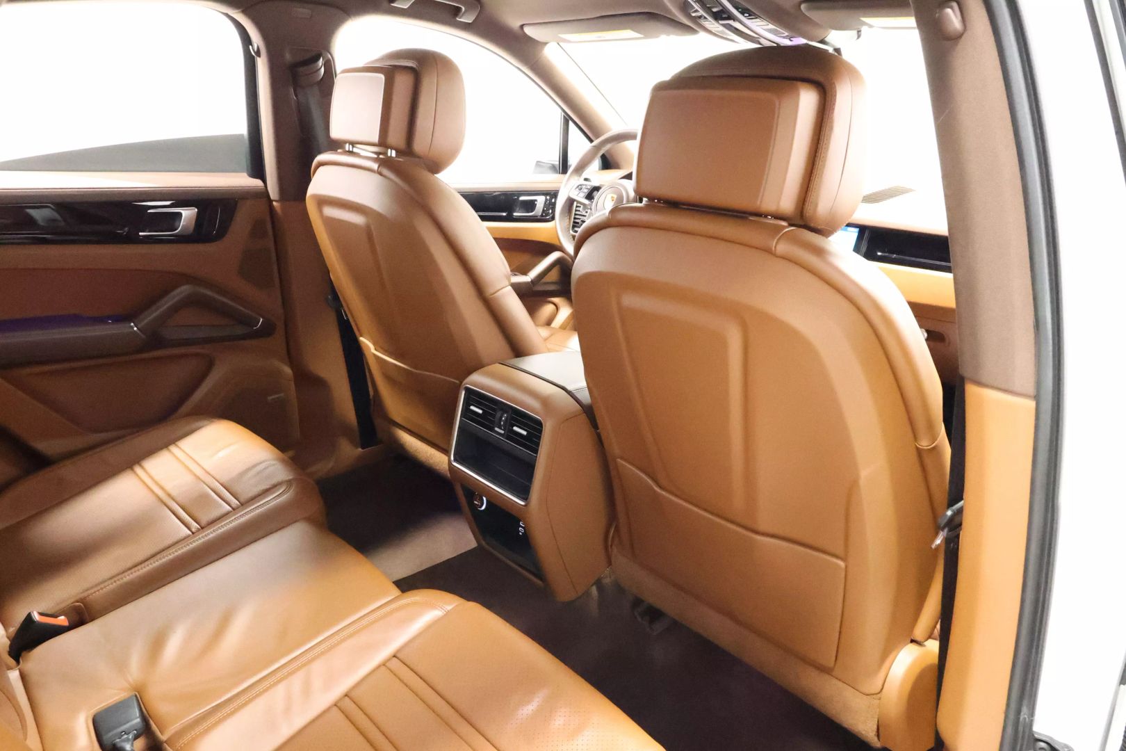 2021 Porsche Cayenne Coupe - Image 83