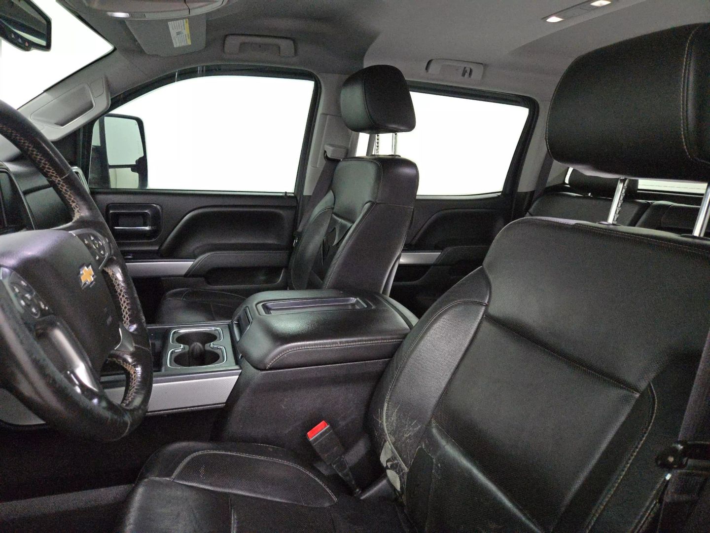 2014 Chevrolet Silverado 1500 Crew Cab - Image 20