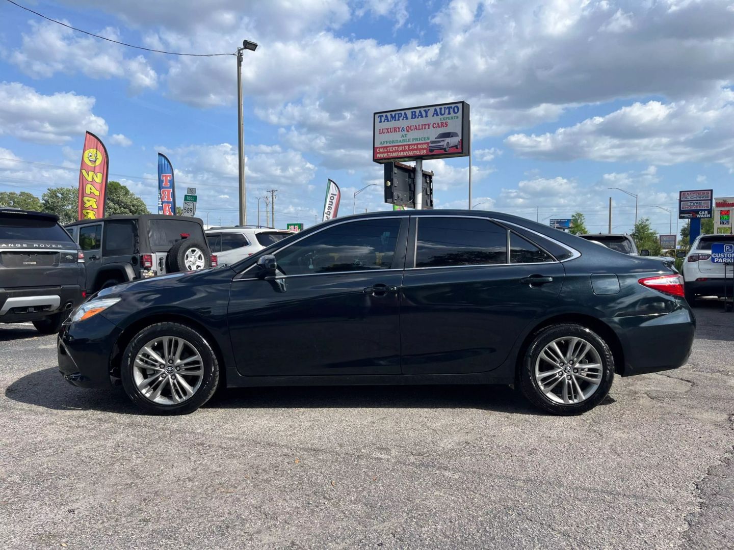Used 2015 Toyota Camry SE with VIN 4T1BF1FK9FU976913 for sale in Tampa, FL