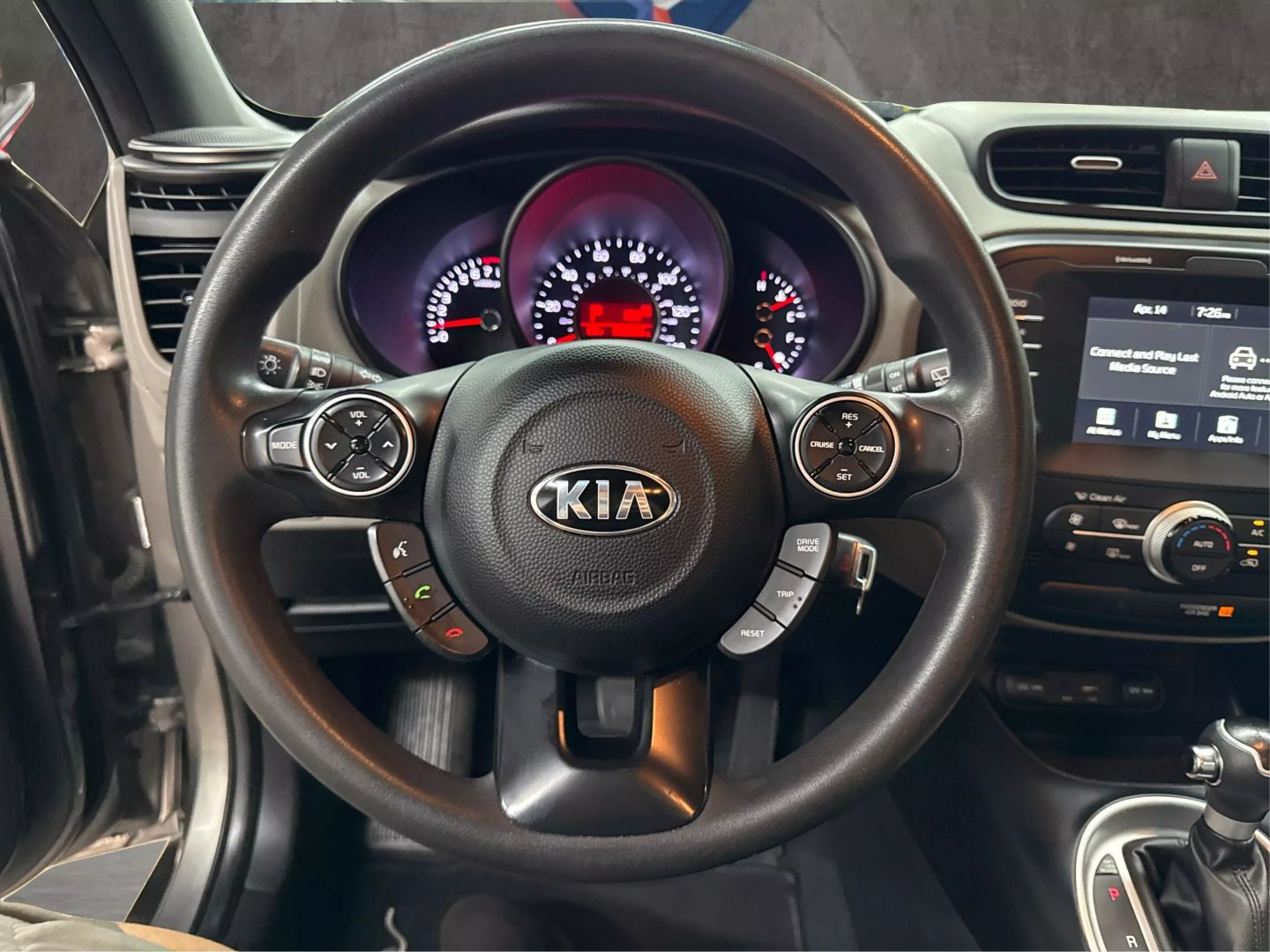 2019 Kia Soul - Image 32