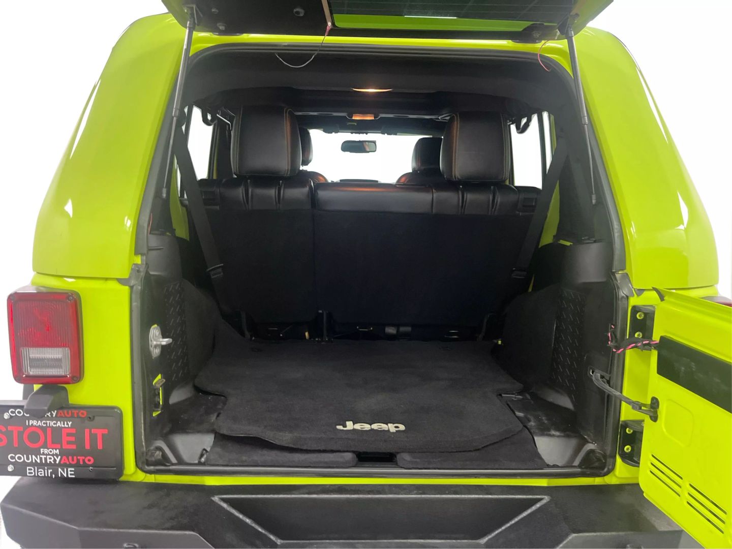 2017 Jeep Wrangler Unlimited - Image 11
