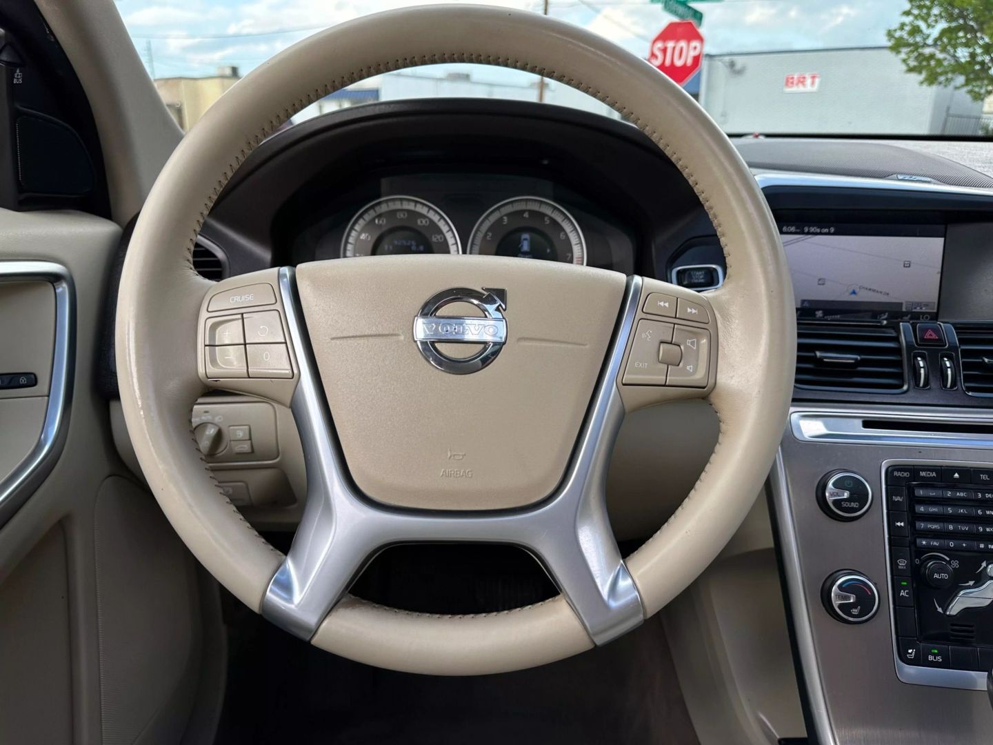 2013 Volvo Xc60 - Image 30