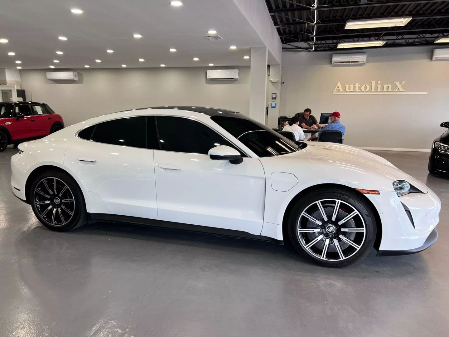 2020 Porsche Taycan 4s Sedan 4d - Image 12