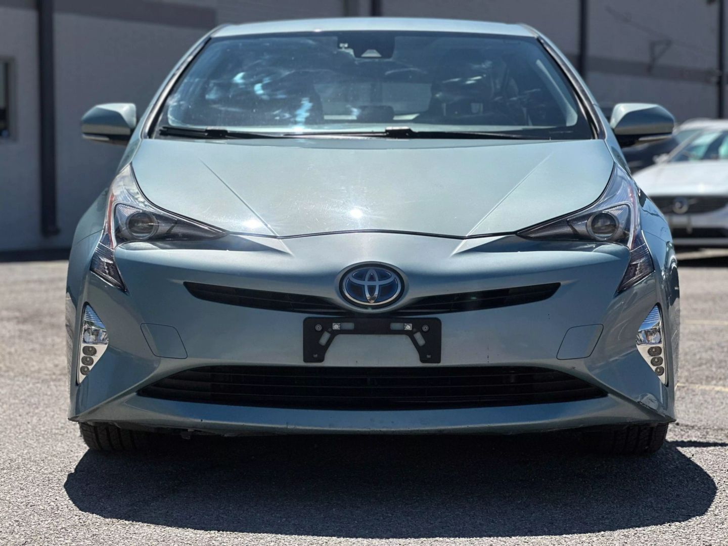 2016 Toyota Prius - Image 11