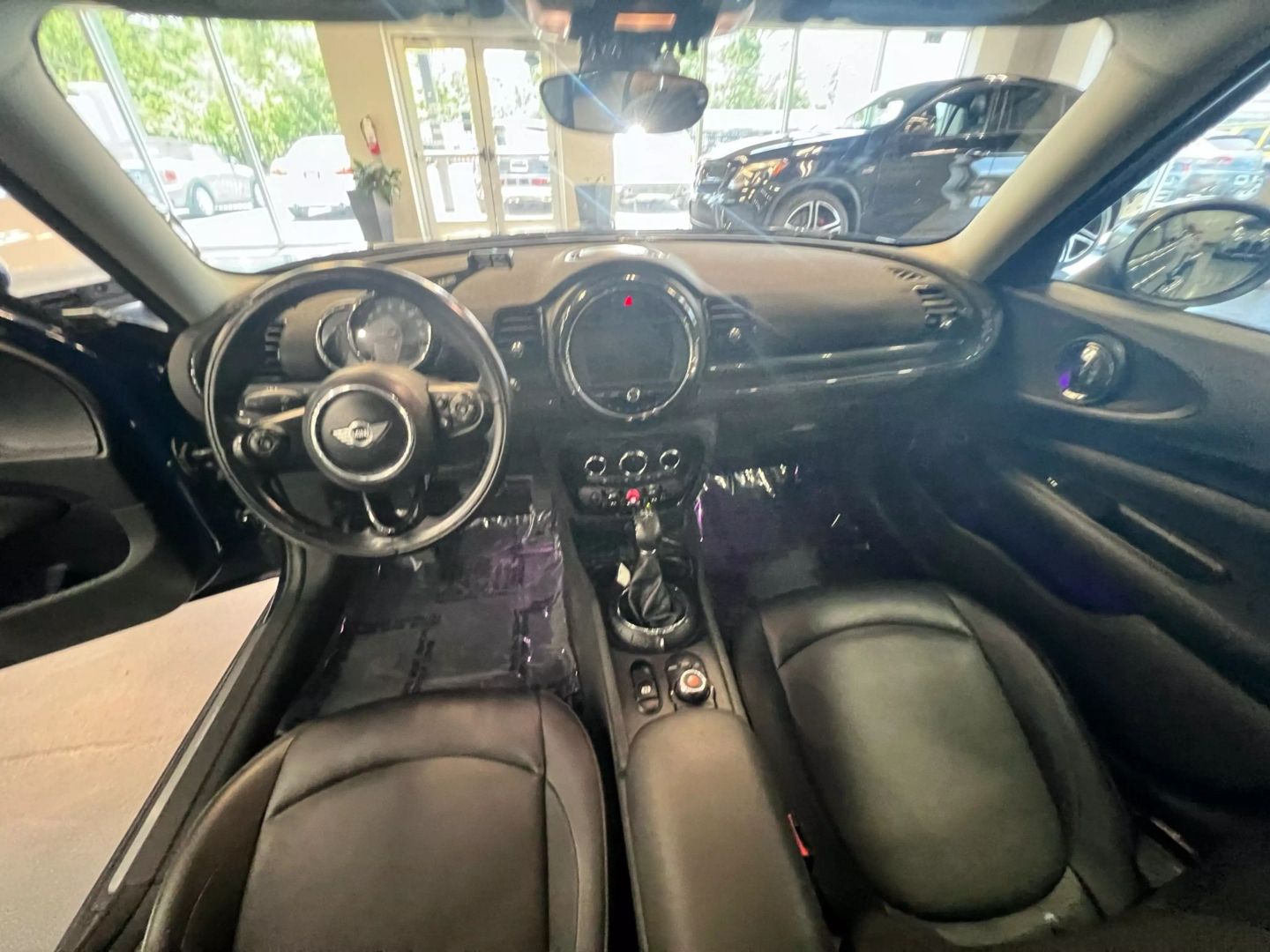 2017 Mini Clubman Cooper Hatchback 4d - Image 13