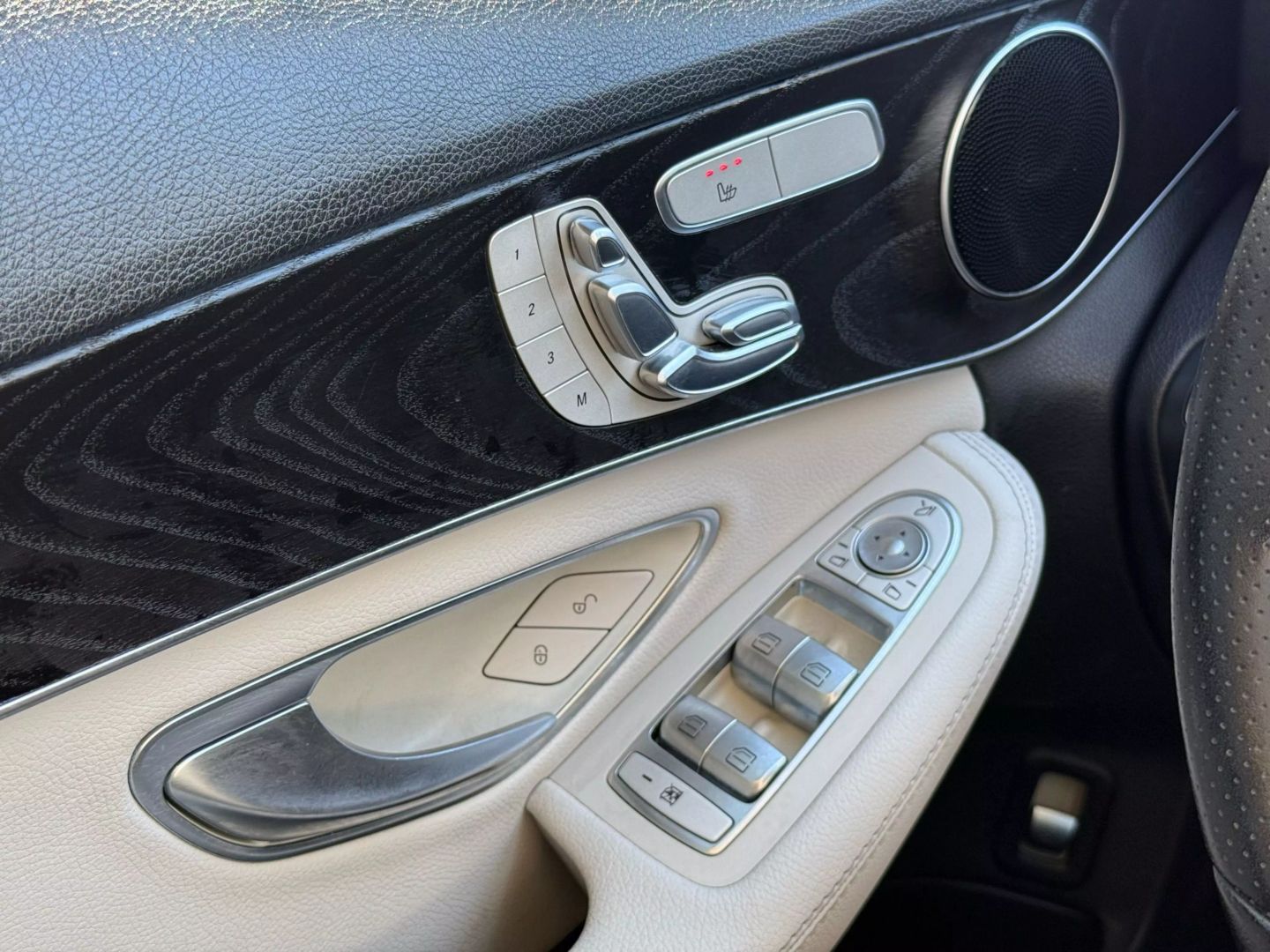 2017 Mercedes-benz C-class - Image 46