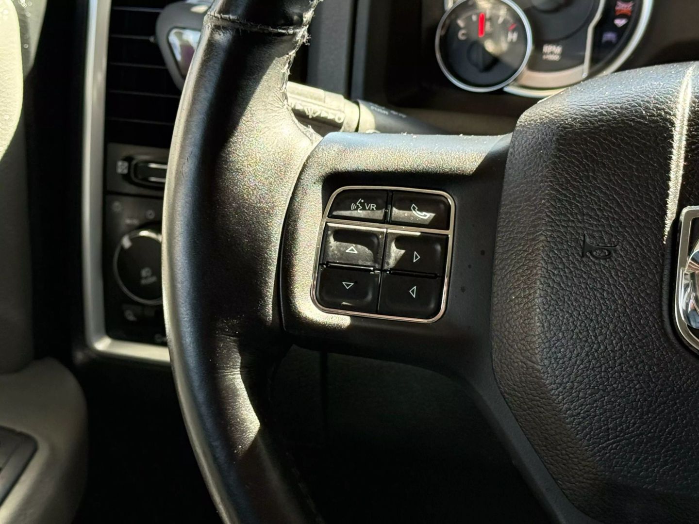 2017 Ram 1500 Crew Cab - Image 32