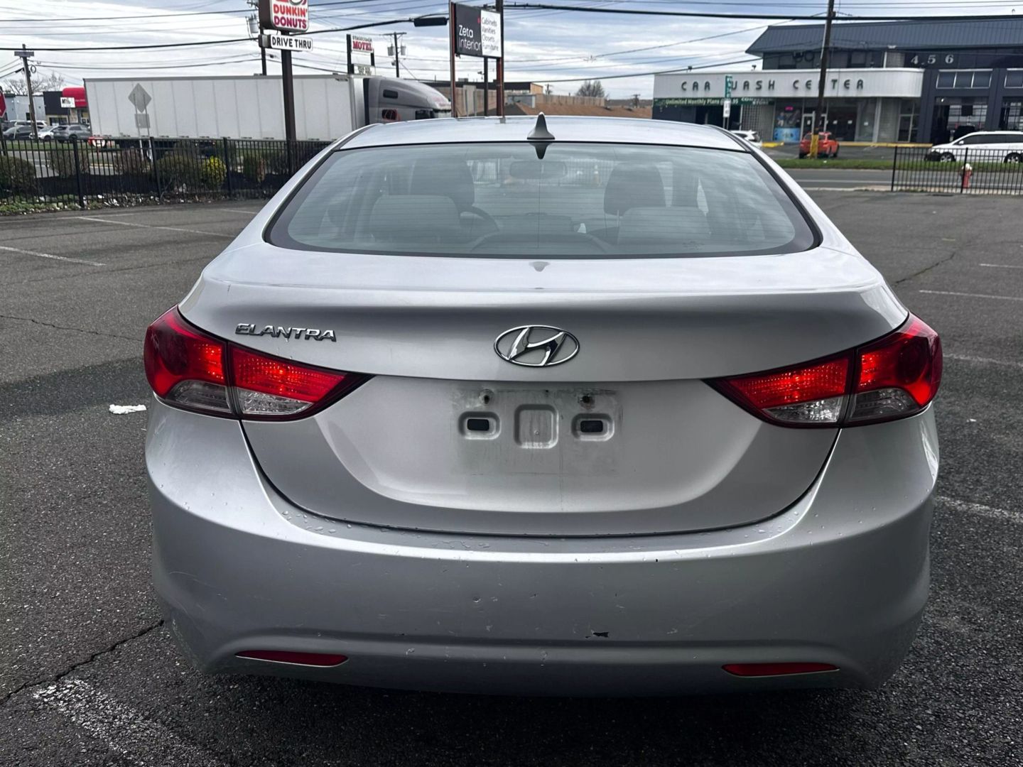 2013 Hyundai Elantra - Image 5
