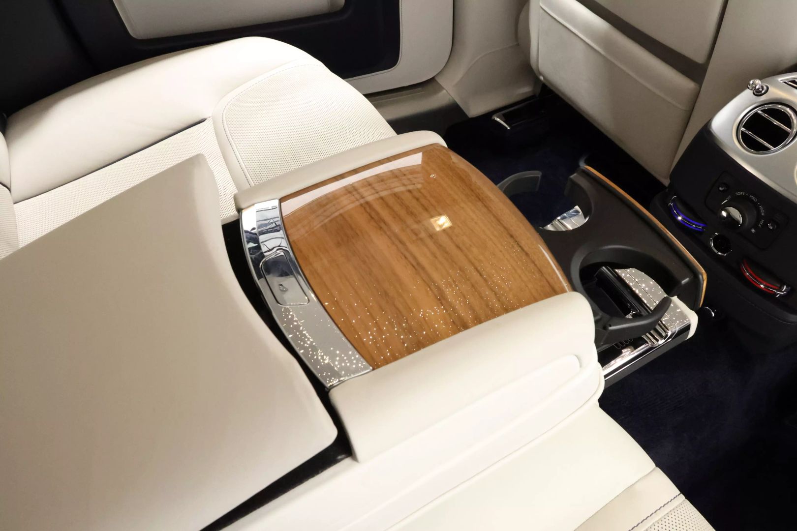 2018 Rolls-royce Ghost - Image 76
