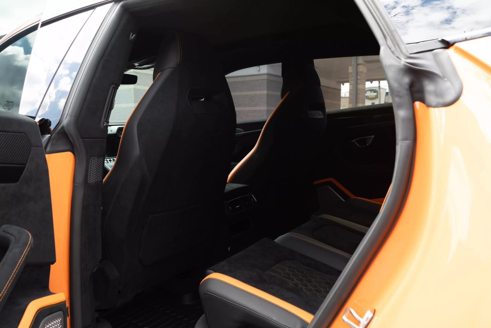 2023 Lamborghini Urus - Image 56