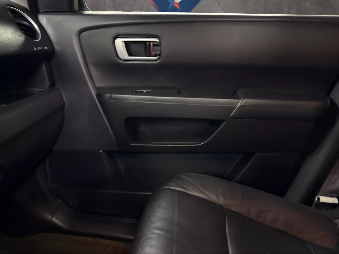 2015 Honda Pilot - Image 39