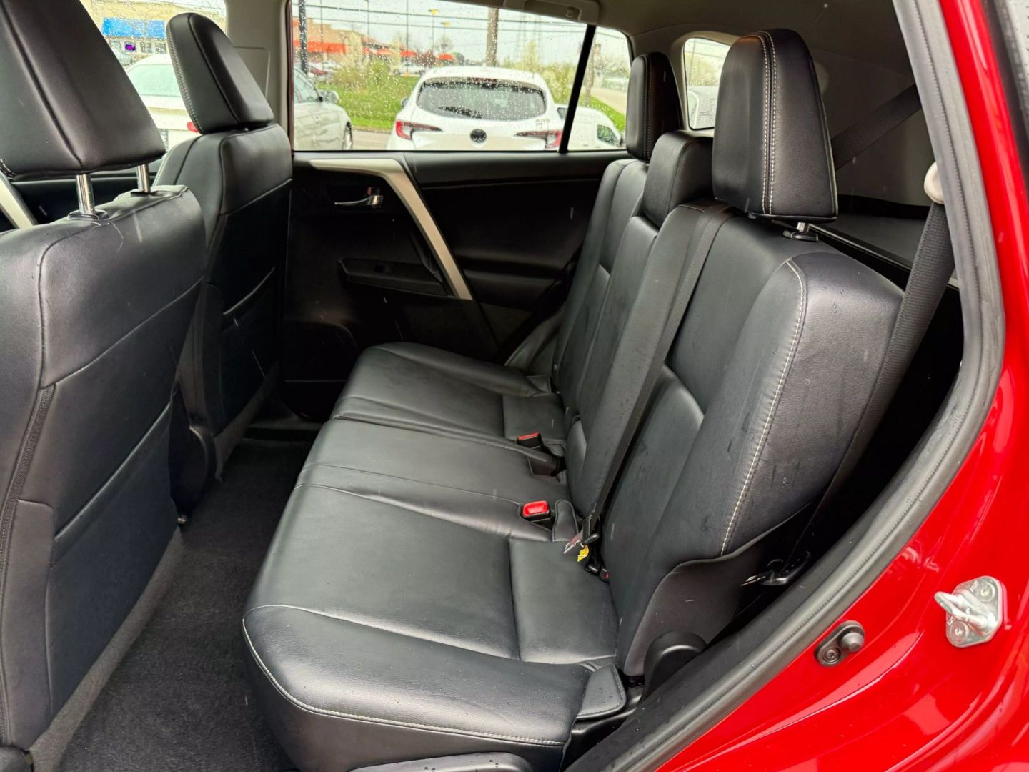 2015 Toyota Rav4 - Image 22