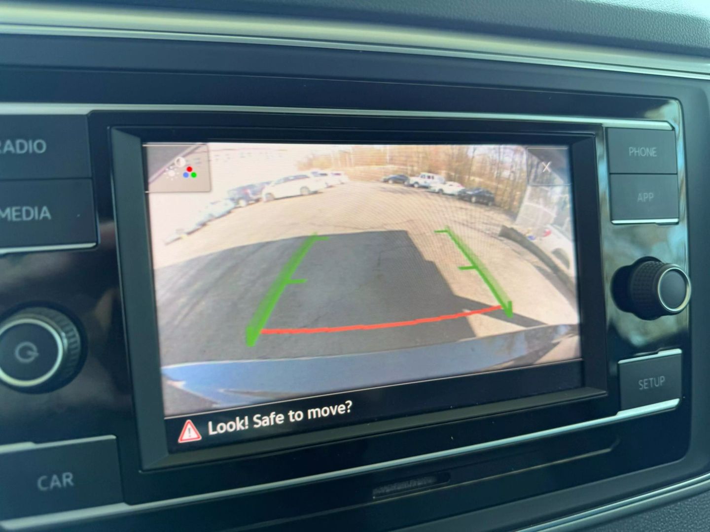 2018 Volkswagen Atlas - Image 36