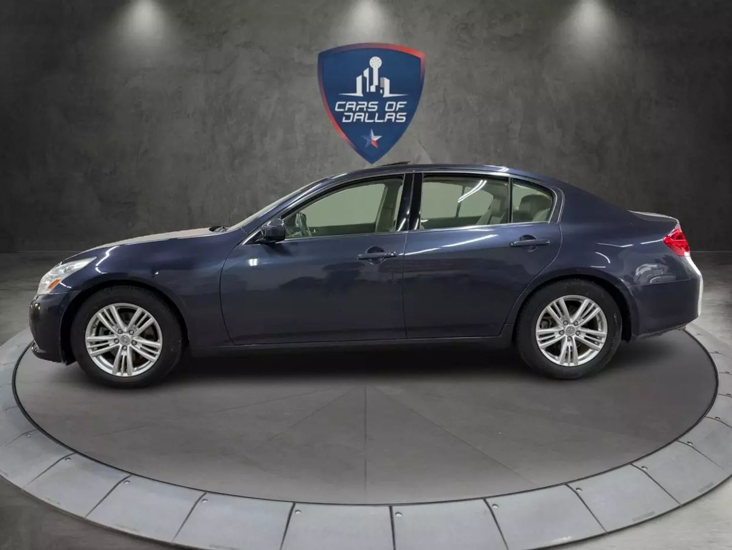 2012 Infiniti G - Image 2