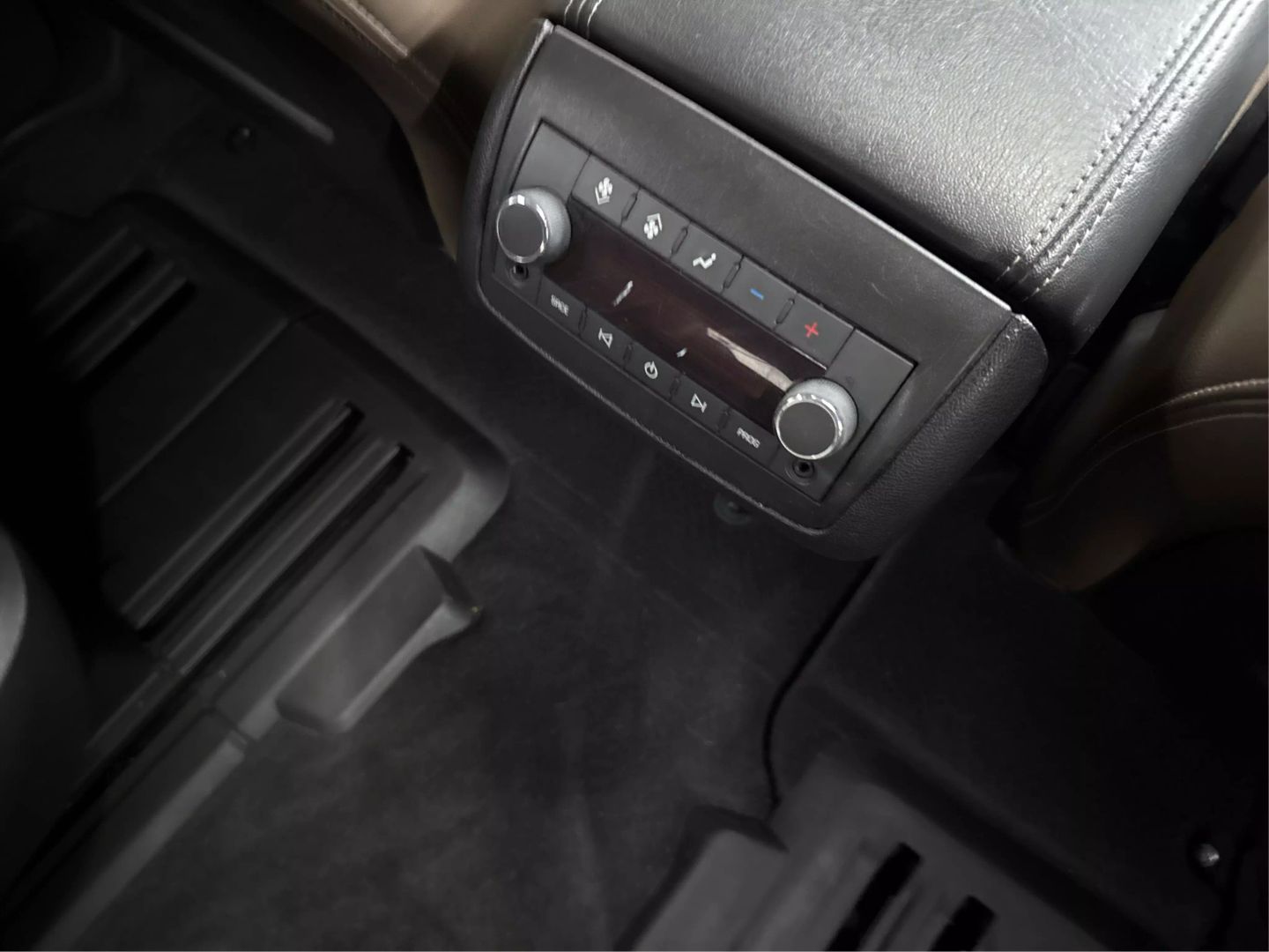 2017 Gmc Acadia Limited - Image 33