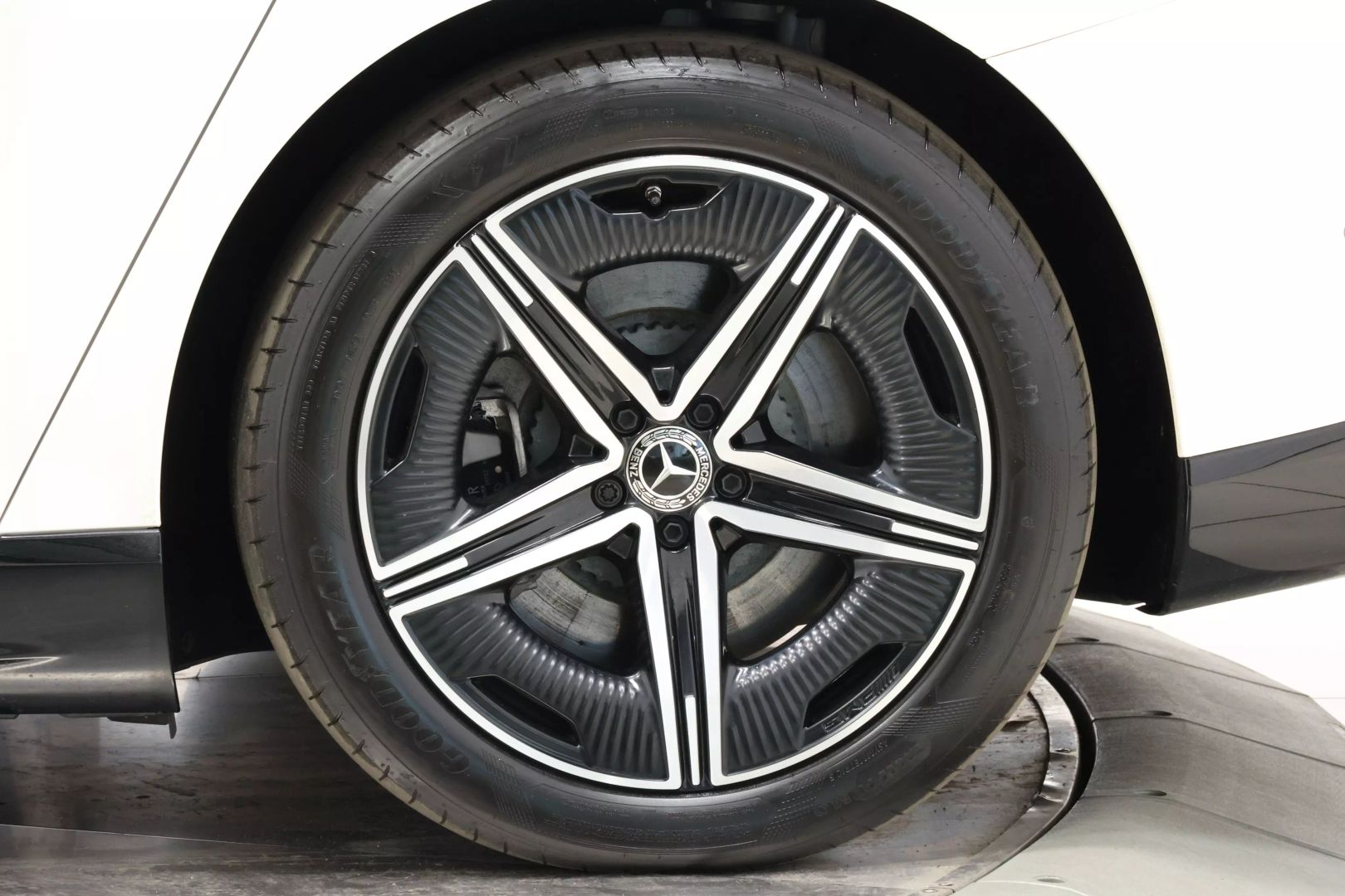 2023 Mercedes-benz Mercedes-eq Eqs - Image 138
