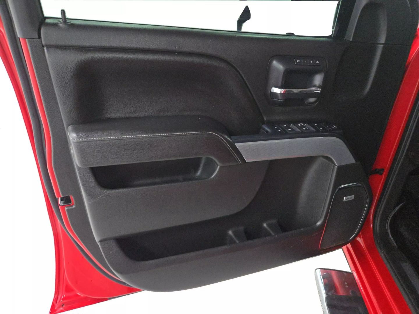 2014 Chevrolet Silverado 1500 Crew Cab - Image 21