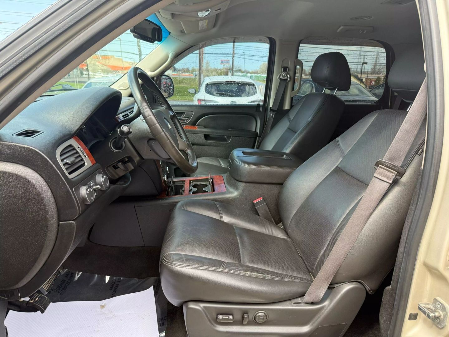 2013 Chevrolet Tahoe - Image 17