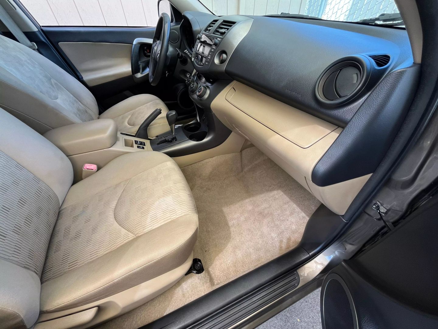 2010 Toyota Rav4  Vin: 2t3kf4dv5aw043153 Stock Id: 043153 - Image 12