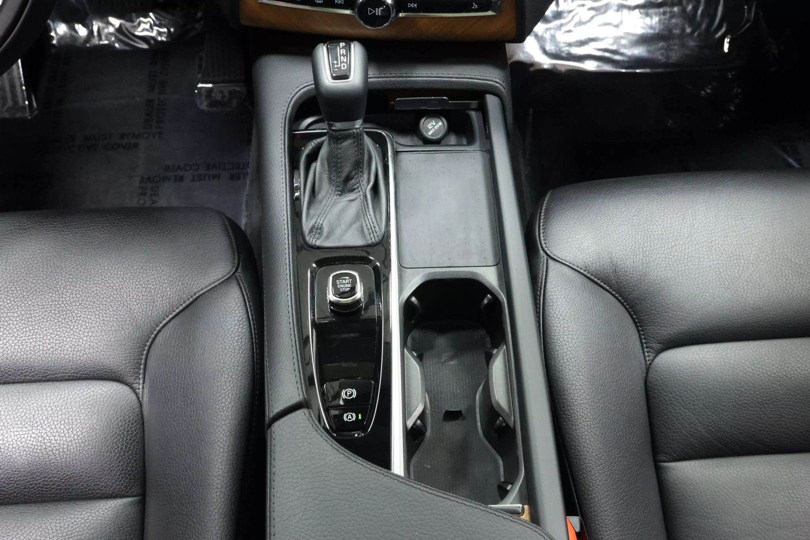 2022 Volvo Xc90 - Image 36