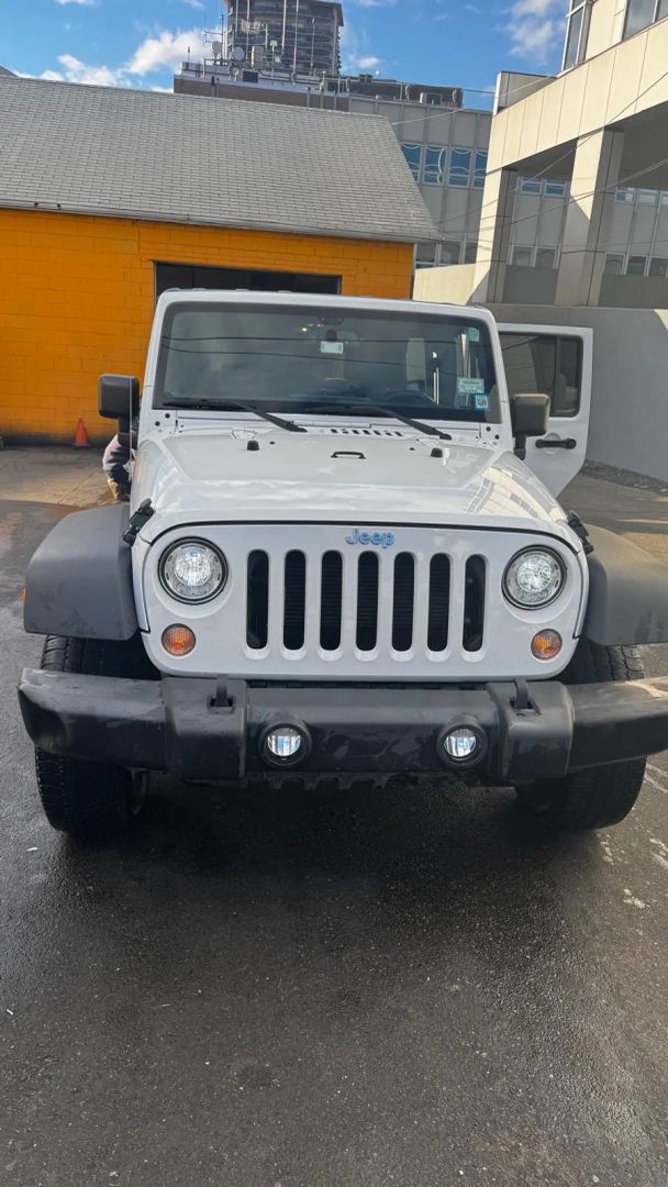 Image 2 of 2018 JEEP WRANGLER UNLIMITED