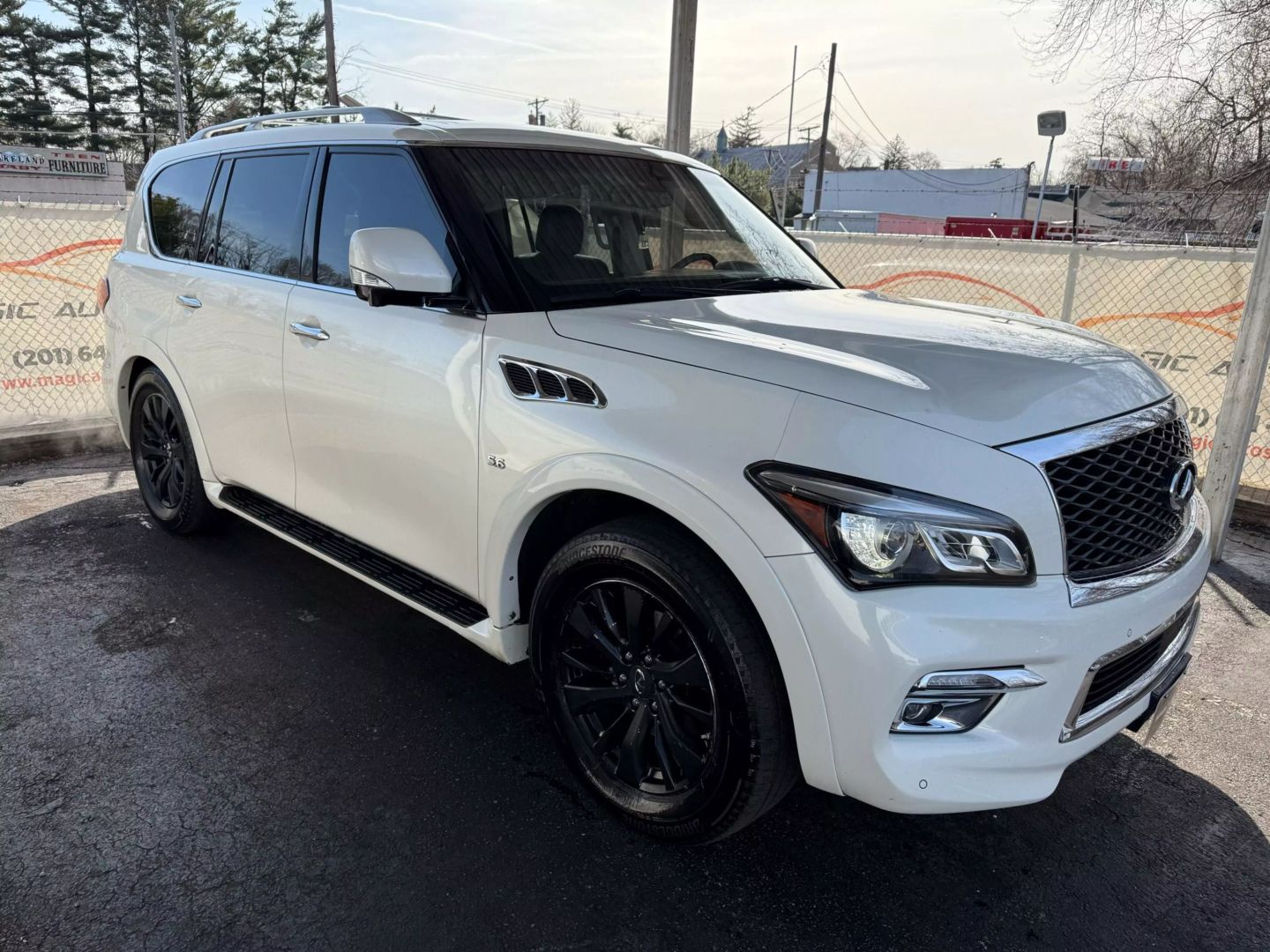 2017 Infiniti Qx80 - Image 7