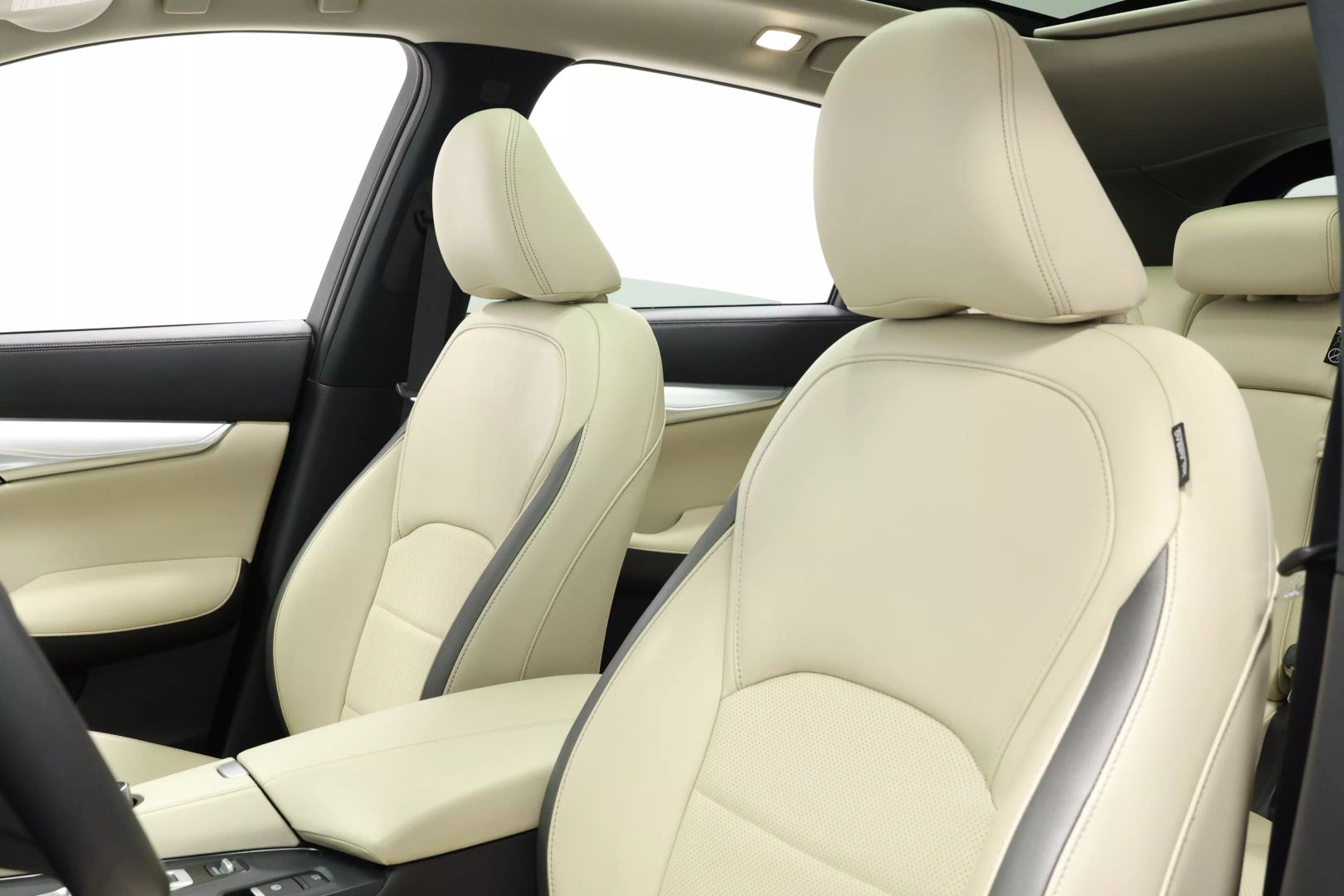 2019 Infiniti Qx50 - Image 16