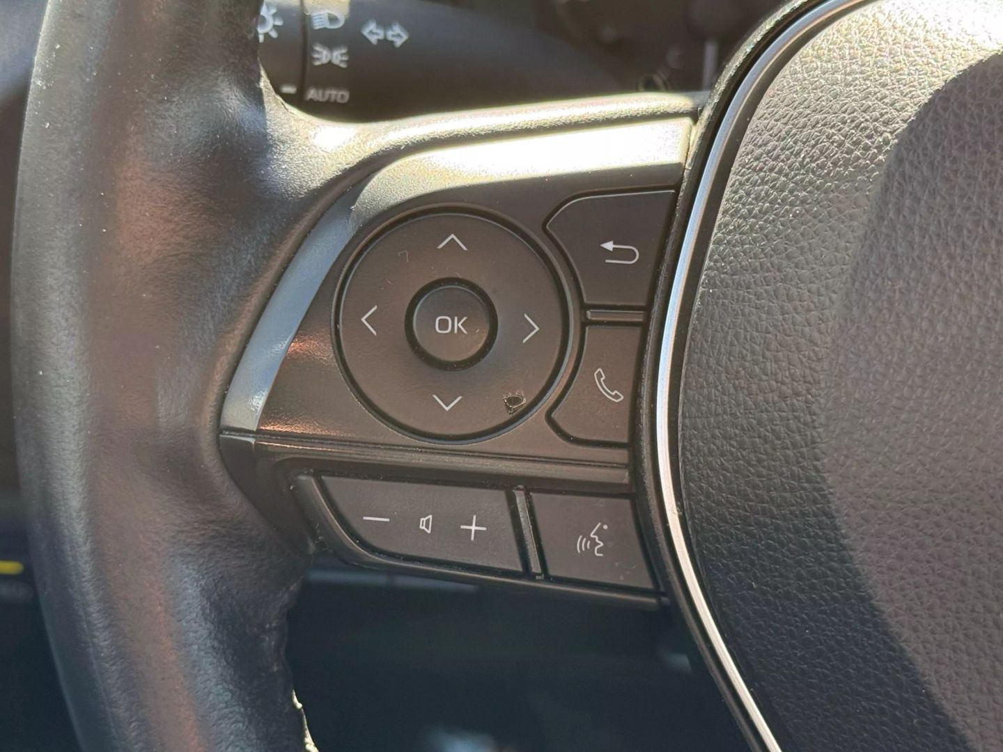 2023 Toyota Corolla - Image 28