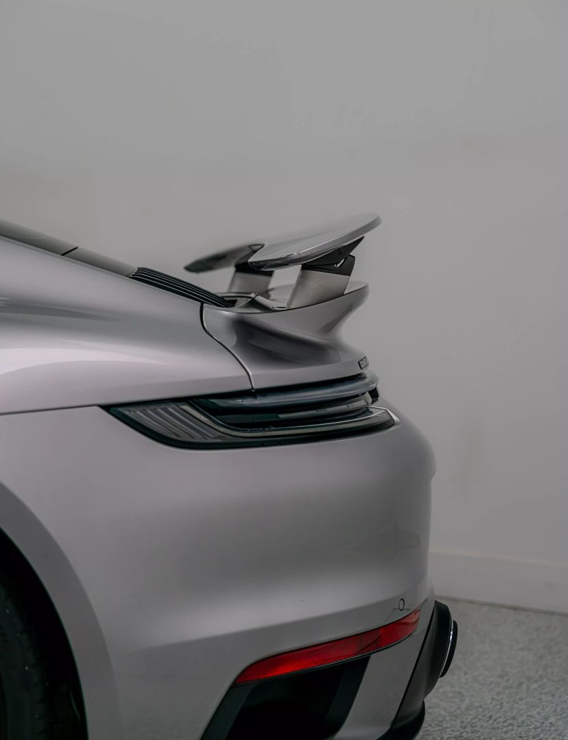 2021 Porsche 911 - Image 8