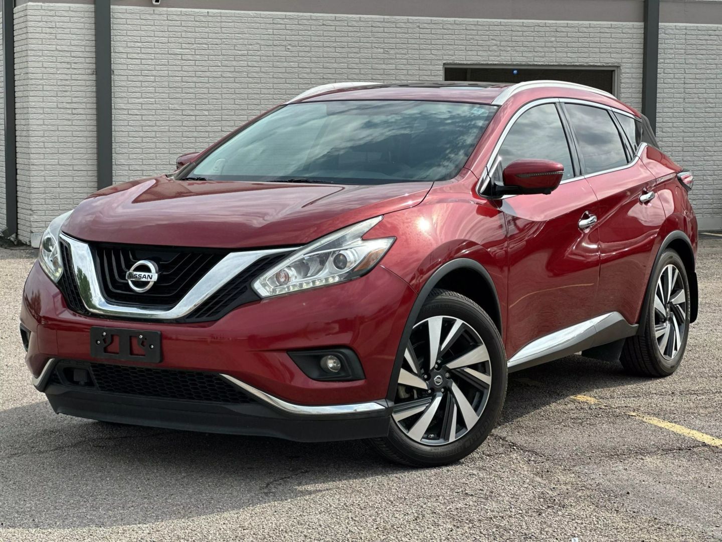 2018 Nissan Murano - Image 2