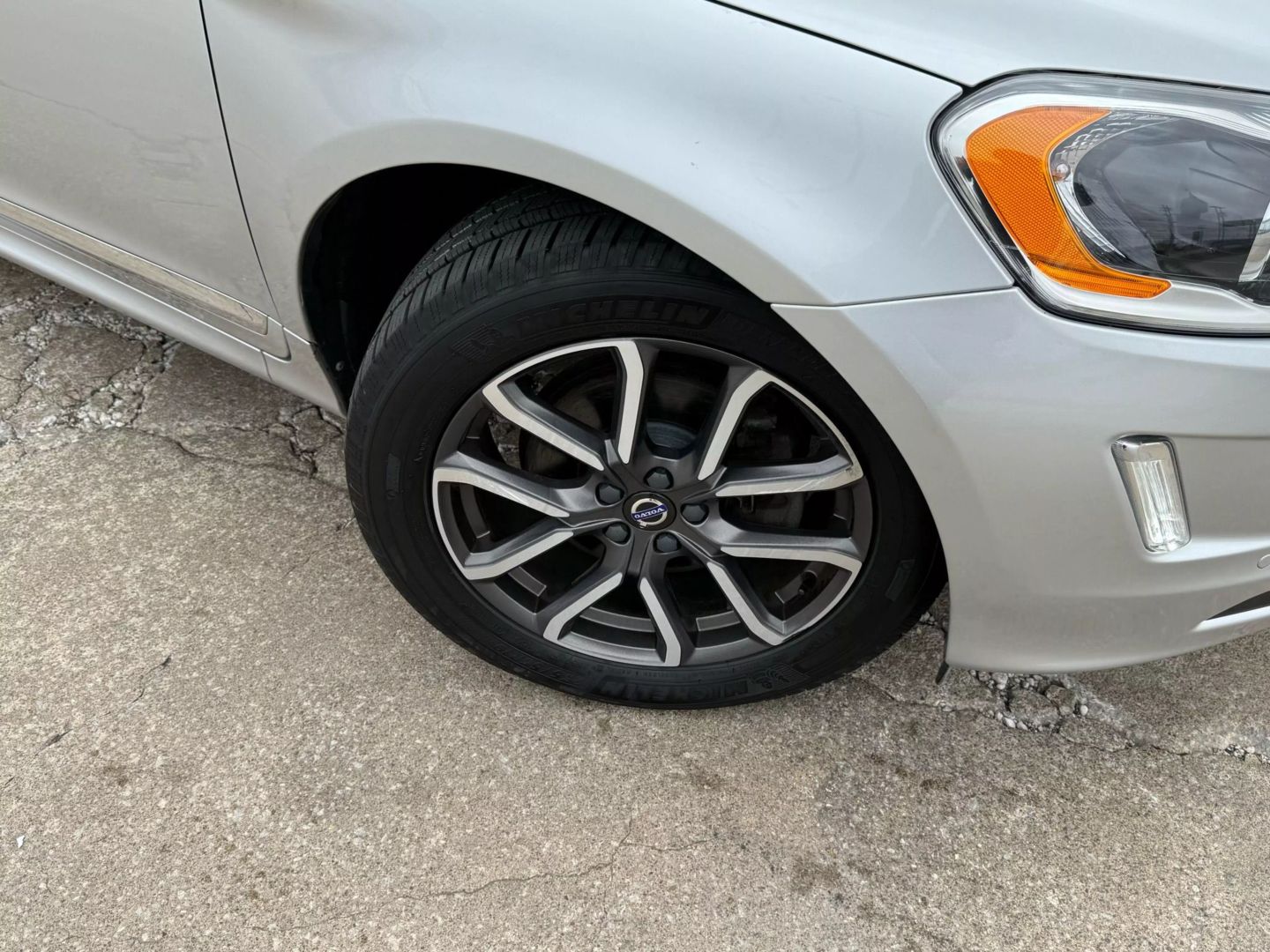 2017 Volvo Xc60 - Image 53