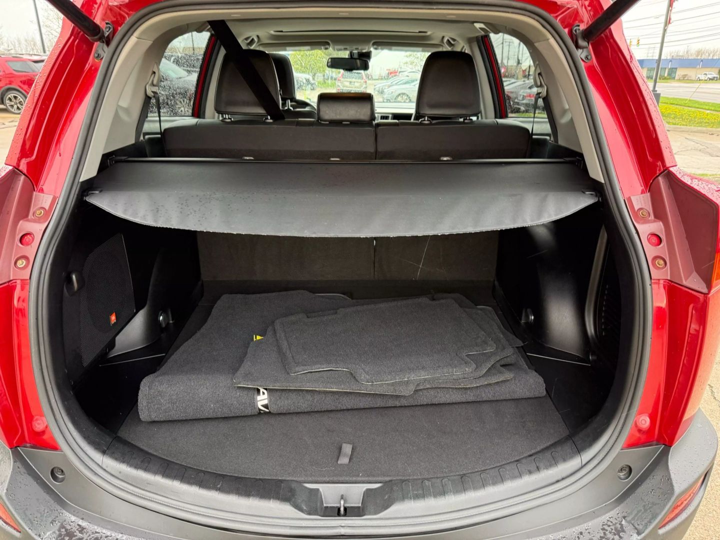 2015 Toyota Rav4 - Image 13