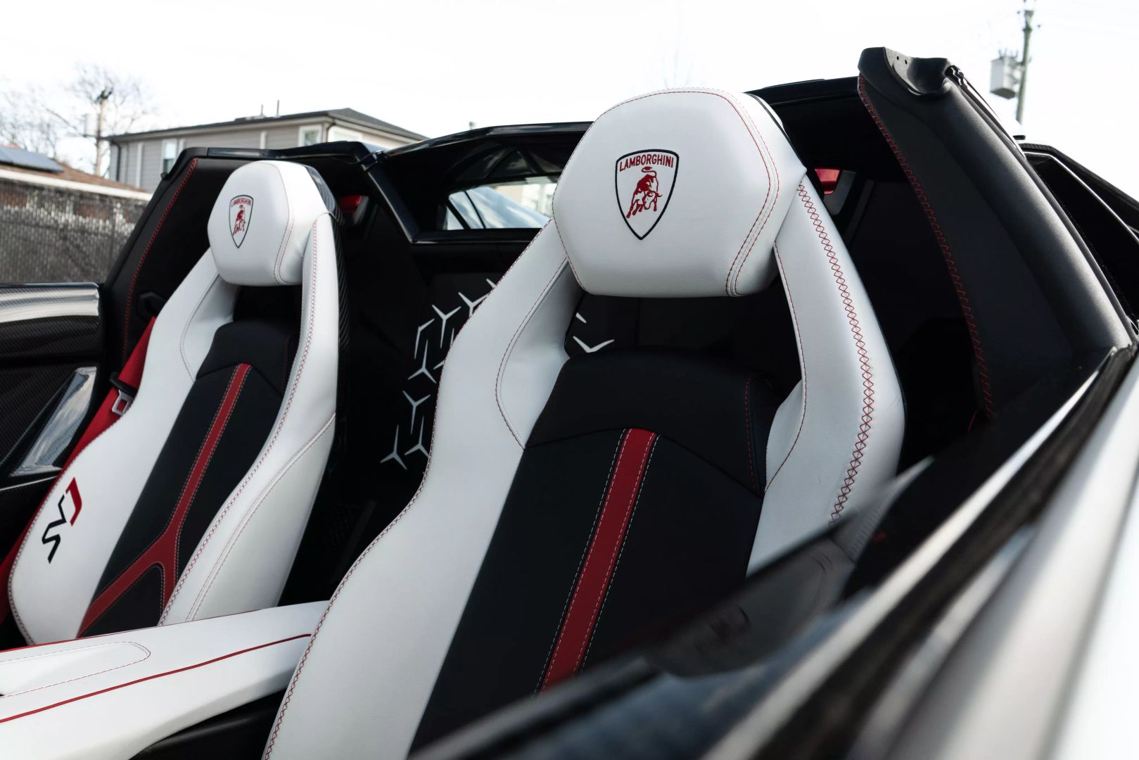 2021 Lamborghini Aventador - Image 56