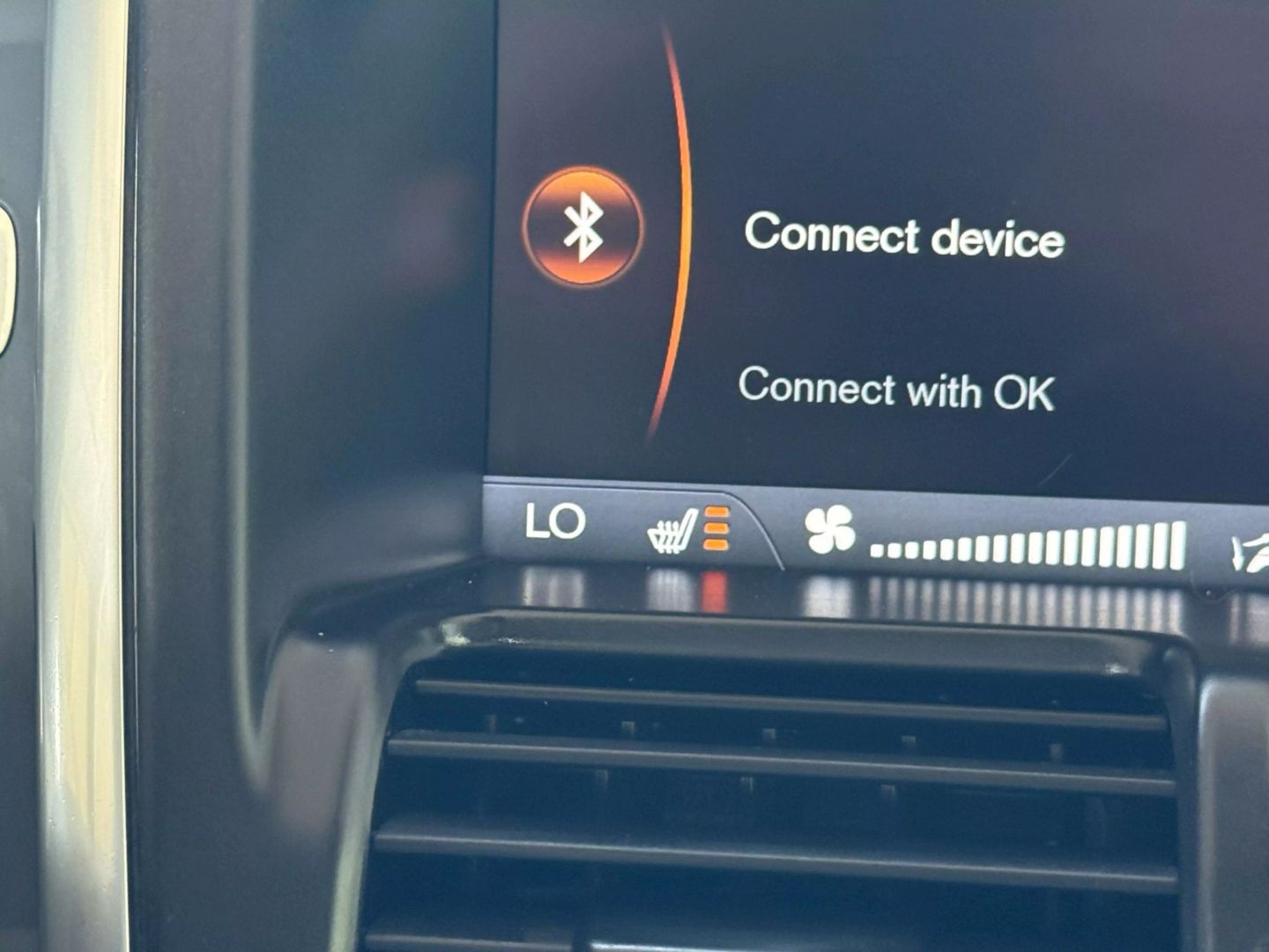 2014 Volvo Xc60 - Image 35