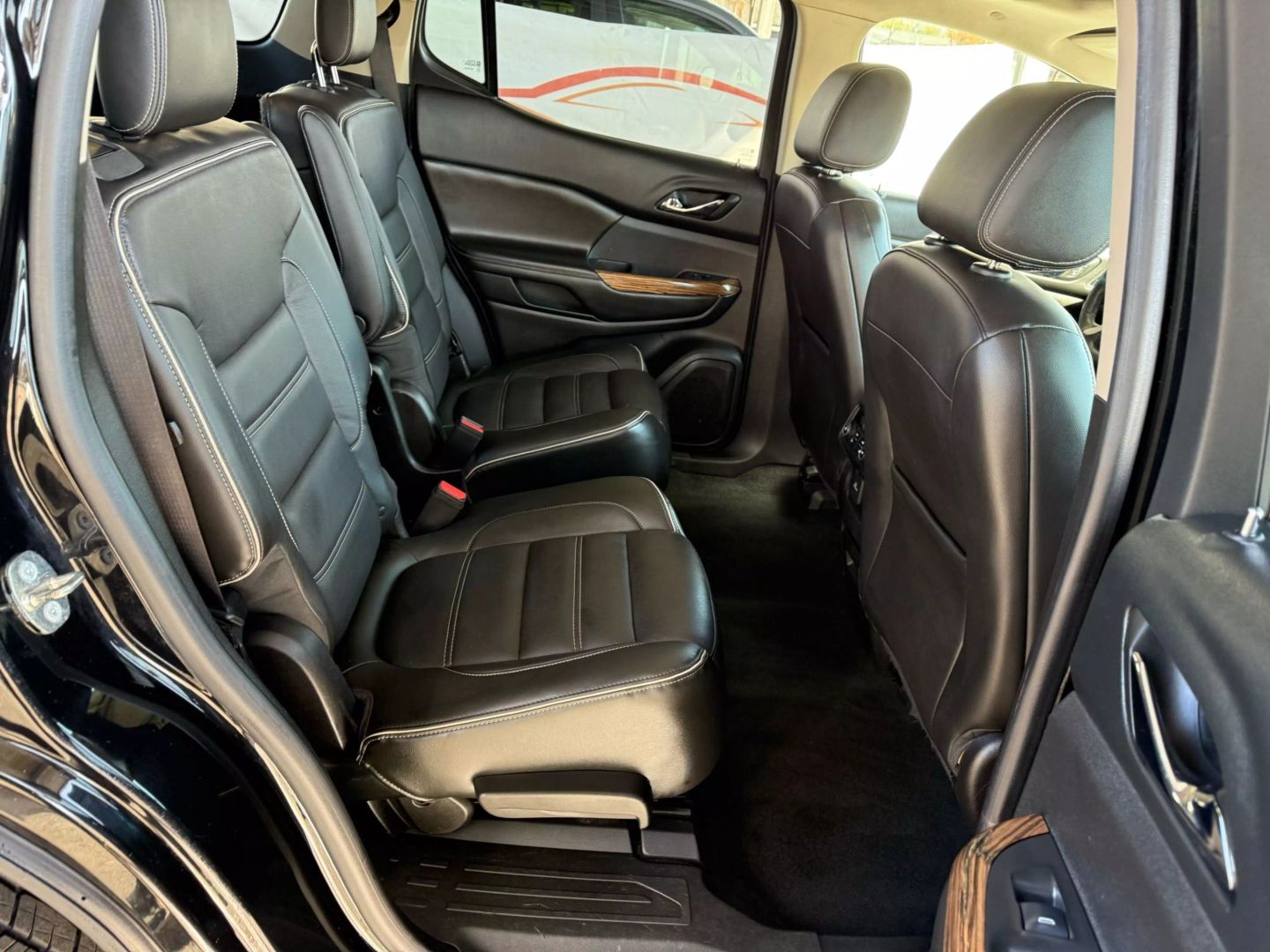 2017 Gmc Acadia - Image 24