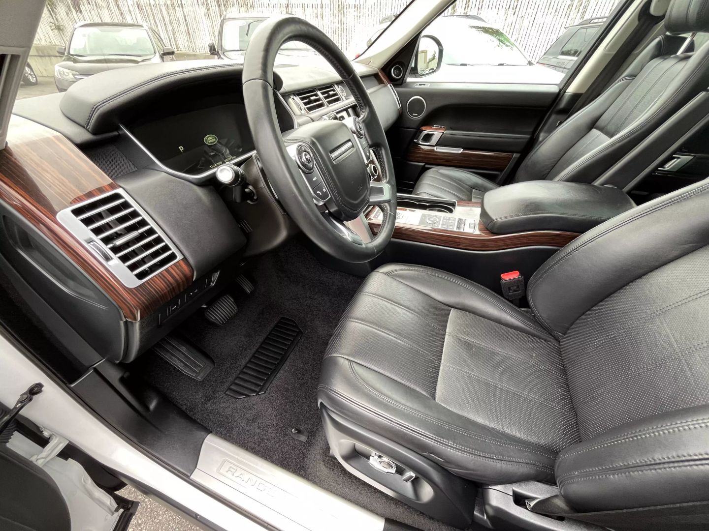2016 Land Rover Range Rover  Vin: Salgs2pf8ga315124 Stock Id: 315124 - Image 10